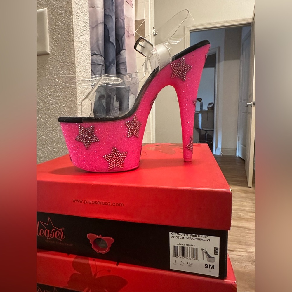 7 inch Pleaser platform sandal. Neon pink with bejeweled stars